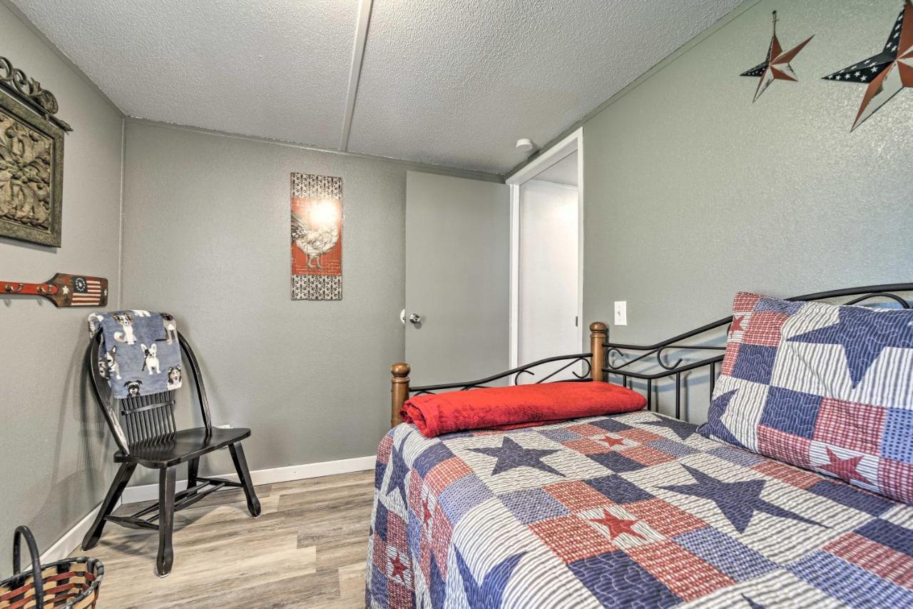 Smoky Mountain Vacation Rental With Hot Tub And Kayaks Whittier Extérieur photo
