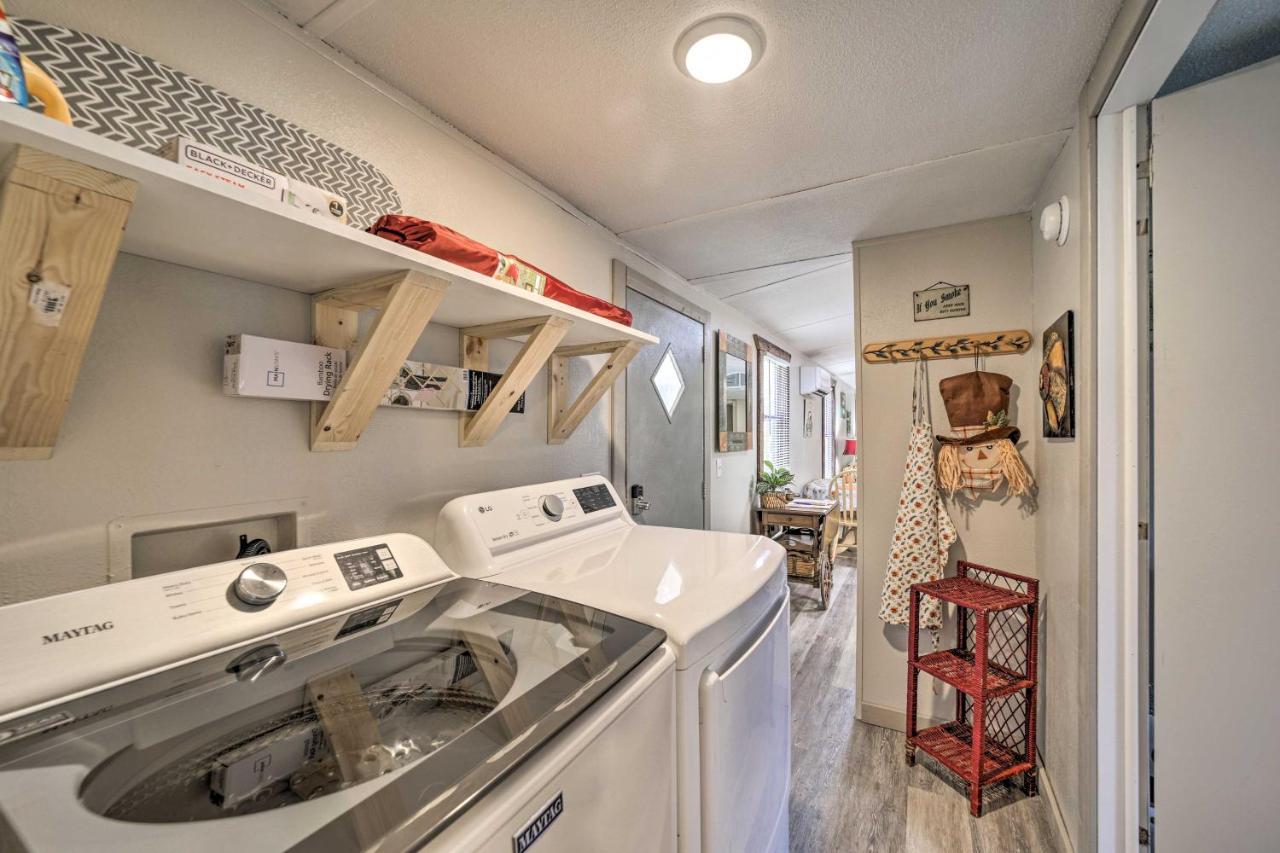 Smoky Mountain Vacation Rental With Hot Tub And Kayaks Whittier Extérieur photo