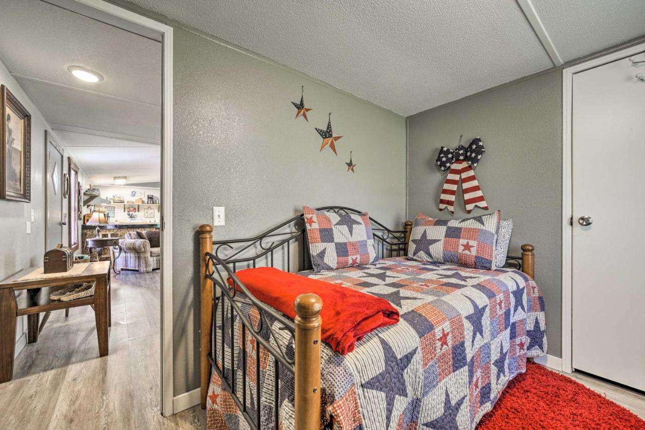 Smoky Mountain Vacation Rental With Hot Tub And Kayaks Whittier Extérieur photo